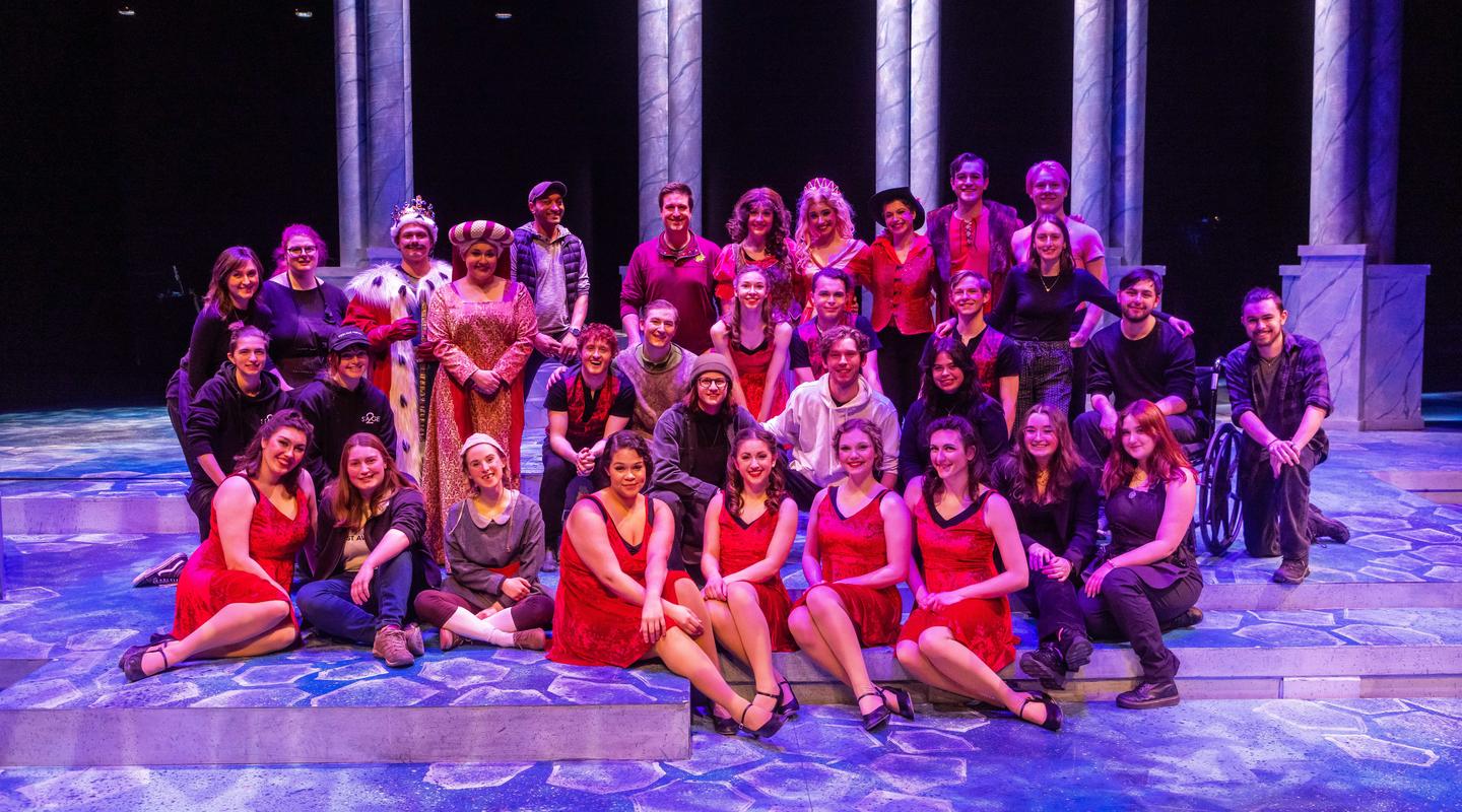 Cast and crew of Pippin